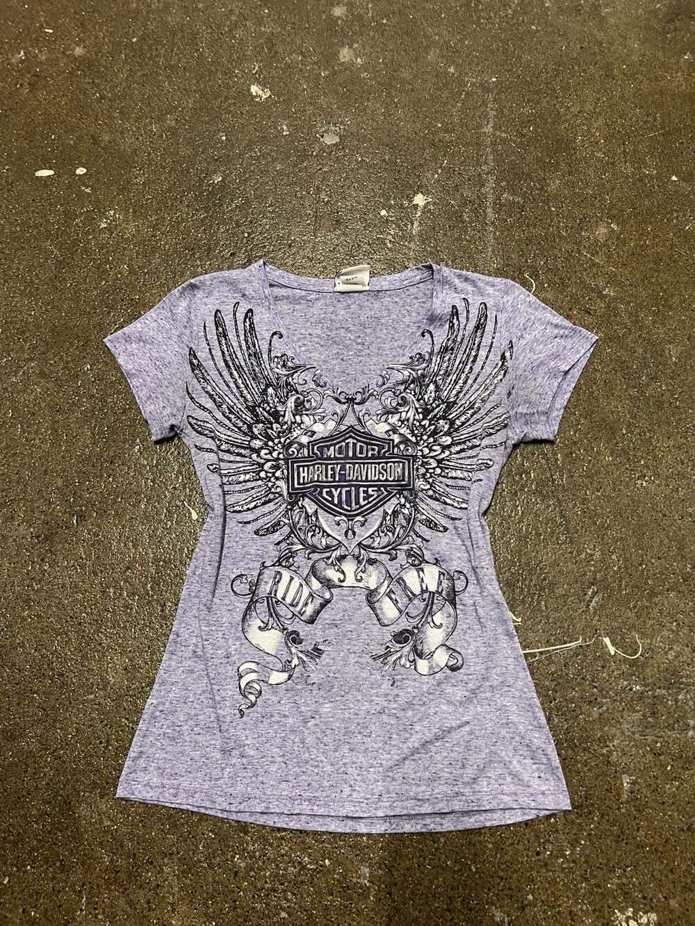 Y2K Women's Harley-Davidson Ride Free Graphic V-Neck Biker Chic Style T-Shirt